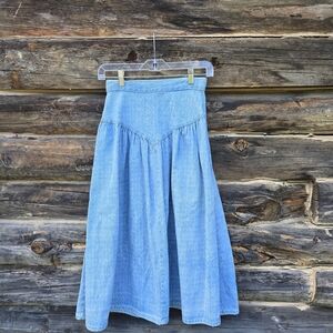 Polka-Dot Denim Midi Skirt – Vintage 90's Juniors, Fun & Flirty! Size 7 Juniors